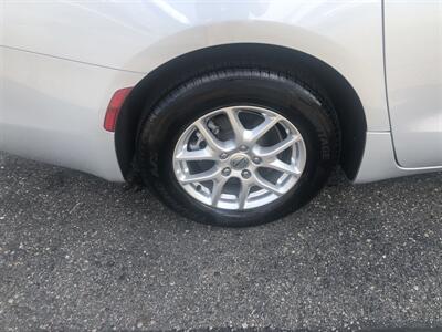 2024 Chrysler Voyager LX   - Photo 10 - Owatonna, MN 55060