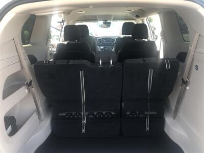 2024 Chrysler Voyager LX   - Photo 19 - Owatonna, MN 55060