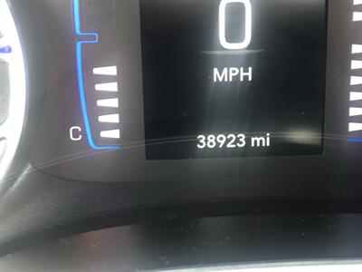 2024 Chrysler Voyager LX   - Photo 37 - Owatonna, MN 55060