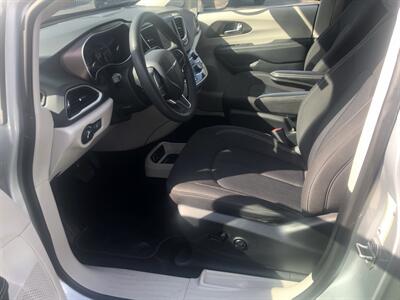2024 Chrysler Voyager LX   - Photo 12 - Owatonna, MN 55060