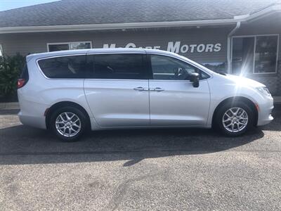 2024 Chrysler Voyager LX Minivan