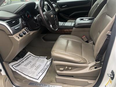 2017 Chevrolet Suburban Premier   - Photo 11 - Owatonna, MN 55060