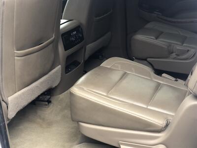 2017 Chevrolet Suburban Premier   - Photo 18 - Owatonna, MN 55060