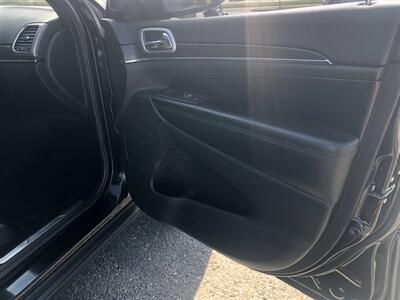 2018 Jeep Grand Cherokee Limited   - Photo 15 - Owatonna, MN 55060