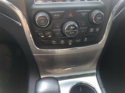 2018 Jeep Grand Cherokee Limited   - Photo 29 - Owatonna, MN 55060