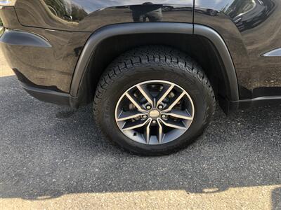 2018 Jeep Grand Cherokee Limited   - Photo 10 - Owatonna, MN 55060