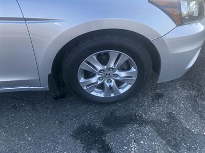 2012 Honda Accord SE   - Photo 10 - Owatonna, MN 55060