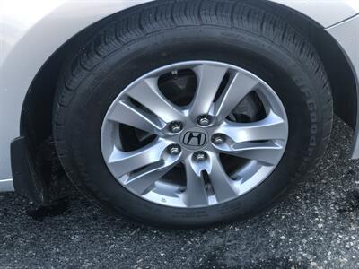 2012 Honda Accord SE   - Photo 11 - Owatonna, MN 55060