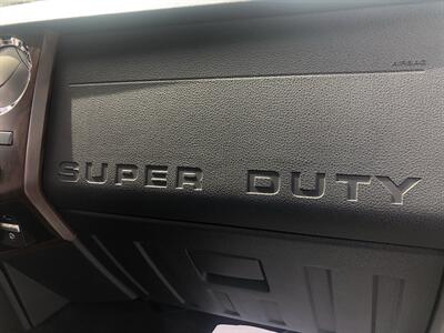 2011 Ford F-250 Super Duty Lariat   - Photo 13 - Owatonna, MN 55060