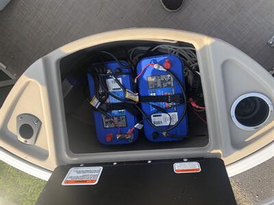 2020 SUN TRACKER FISHING PONTOON 24FT   - Photo 21 - Owatonna, MN 55060