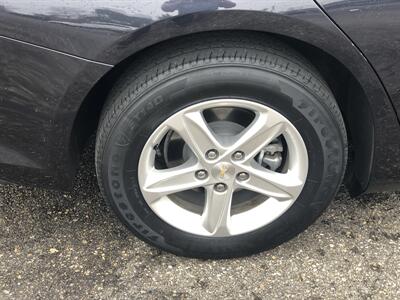 2023 Chevrolet Malibu LS Fleet   - Photo 11 - Owatonna, MN 55060