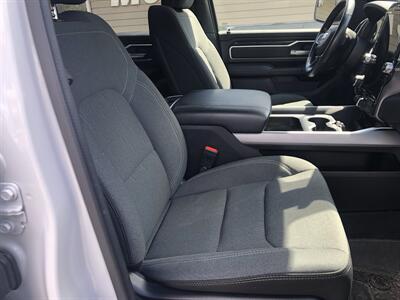 2022 RAM 1500 Big Horn   - Photo 11 - Owatonna, MN 55060