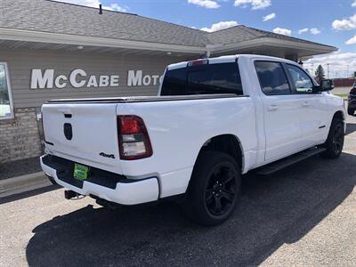 2022 RAM 1500 Big Horn   - Photo 7 - Owatonna, MN 55060