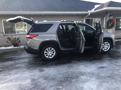 2018 Chevrolet Traverse LT Cloth   - Photo 28 - Owatonna, MN 55060