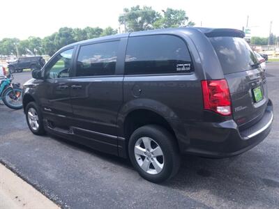 2018 Dodge Grand Caravan SE   - Photo 7 - Owatonna, MN 55060