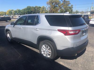 2018 Chevrolet Traverse LS   - Photo 6 - Owatonna, MN 55060