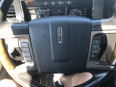 2013 Lincoln Navigator   - Photo 34 - Owatonna, MN 55060