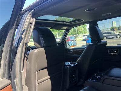 2013 Lincoln Navigator   - Photo 19 - Owatonna, MN 55060