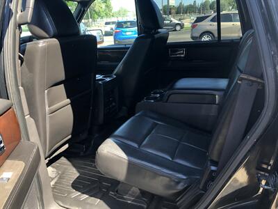 2013 Lincoln Navigator   - Photo 17 - Owatonna, MN 55060