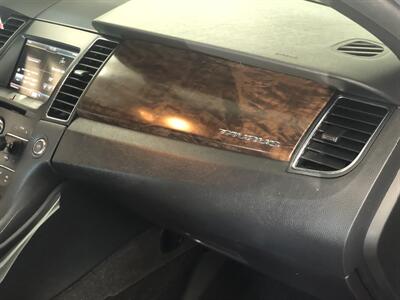 2015 Ford Taurus Limited   - Photo 33 - Owatonna, MN 55060