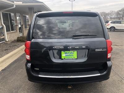 2014 Dodge Grand Caravan SXT   - Photo 11 - Owatonna, MN 55060