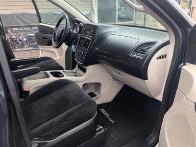 2014 Dodge Grand Caravan SXT   - Photo 23 - Owatonna, MN 55060