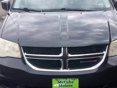 2014 Dodge Grand Caravan SXT   - Photo 3 - Owatonna, MN 55060