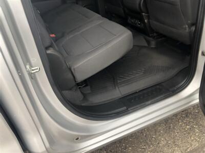 2020 Chevrolet Silverado 1500 LT   - Photo 15 - Owatonna, MN 55060