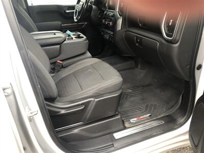 2020 Chevrolet Silverado 1500 LT   - Photo 12 - Owatonna, MN 55060