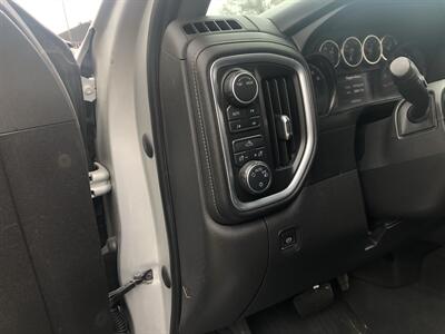 2020 Chevrolet Silverado 1500 LT   - Photo 21 - Owatonna, MN 55060