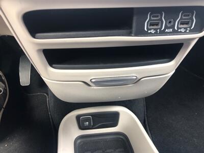 2023 Chrysler Pacifica Touring L   - Photo 26 - Owatonna, MN 55060
