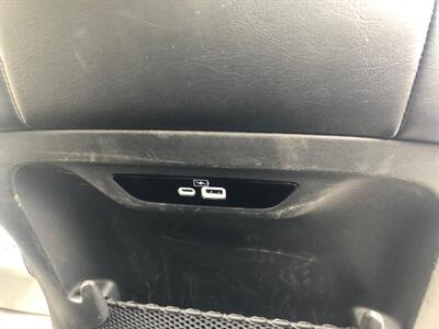 2023 Chrysler Pacifica Touring L   - Photo 15 - Owatonna, MN 55060