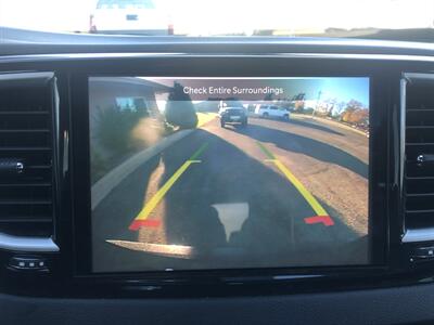 2023 Chrysler Pacifica Touring L   - Photo 36 - Owatonna, MN 55060
