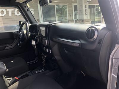 2016 Jeep Wrangler Unlimited Sport   - Photo 12 - Owatonna, MN 55060