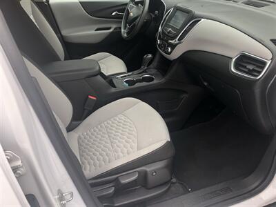 2018 Chevrolet Equinox LS   - Photo 12 - Owatonna, MN 55060