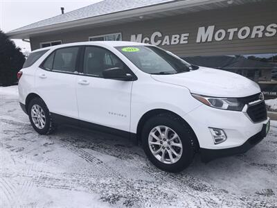 2018 Chevrolet Equinox LS   - Photo 2 - Owatonna, MN 55060