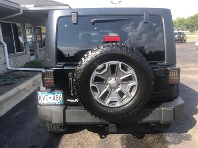 2017 Jeep Wrangler Unlimited Rubicon   - Photo 7 - Owatonna, MN 55060