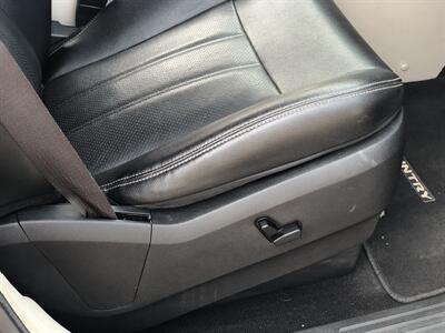2014 Chrysler Town and Country Touring-L   - Photo 20 - Owatonna, MN 55060