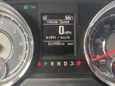 2014 Chrysler Town and Country Touring-L   - Photo 33 - Owatonna, MN 55060