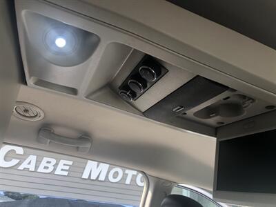 2014 Chrysler Town and Country Touring-L   - Photo 26 - Owatonna, MN 55060