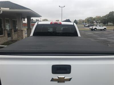 2019 Chevrolet Silverado 1500 LD LT   - Photo 14 - Owatonna, MN 55060
