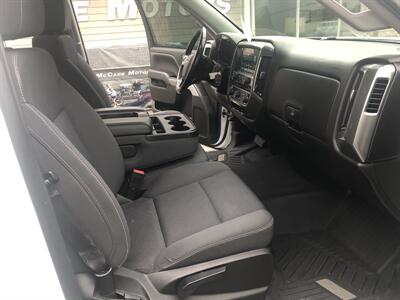 2019 Chevrolet Silverado 1500 LD LT   - Photo 30 - Owatonna, MN 55060