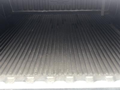 2019 Chevrolet Silverado 1500 LD LT   - Photo 18 - Owatonna, MN 55060