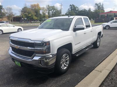 2019 Chevrolet Silverado 1500 LD LT   - Photo 5 - Owatonna, MN 55060