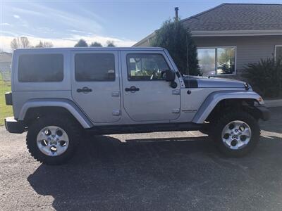 2014 Jeep Wrangler Unlimited Sahara   - Photo 1 - Owatonna, MN 55060