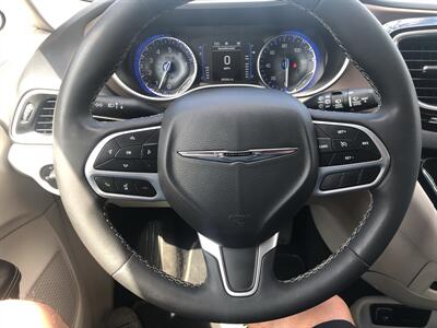 2023 Chrysler Voyager LX   - Photo 32 - Owatonna, MN 55060