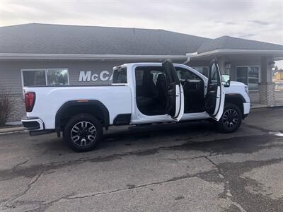 2020 GMC Sierra 3500 AT4   - Photo 11 - Owatonna, MN 55060