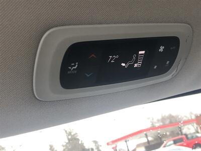 2023 Chrysler Pacifica Touring L   - Photo 14 - Owatonna, MN 55060