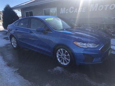 2020 Ford Fusion SE   - Photo 2 - Owatonna, MN 55060