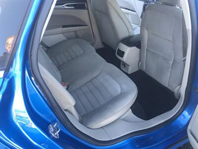 2020 Ford Fusion SE   - Photo 19 - Owatonna, MN 55060